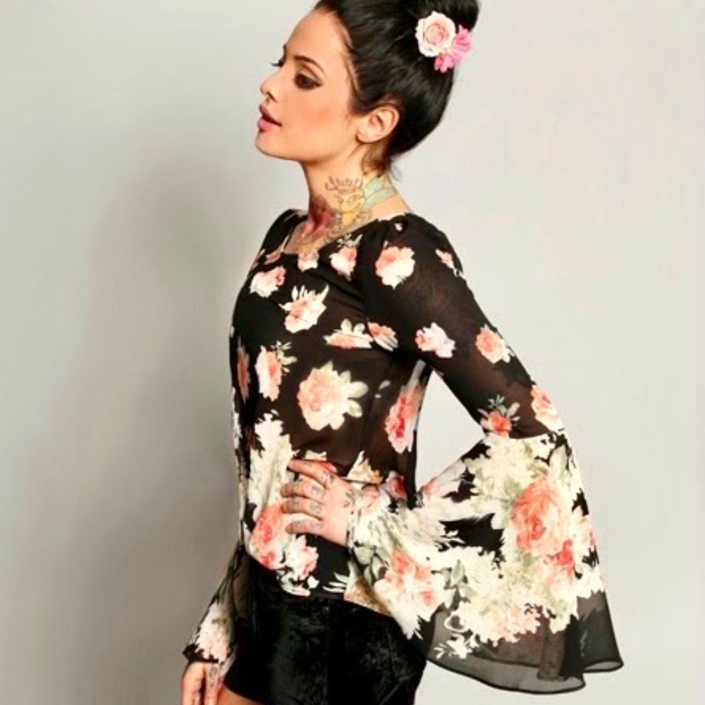 GYPSY WARRIOR boho floral bell sleeve top